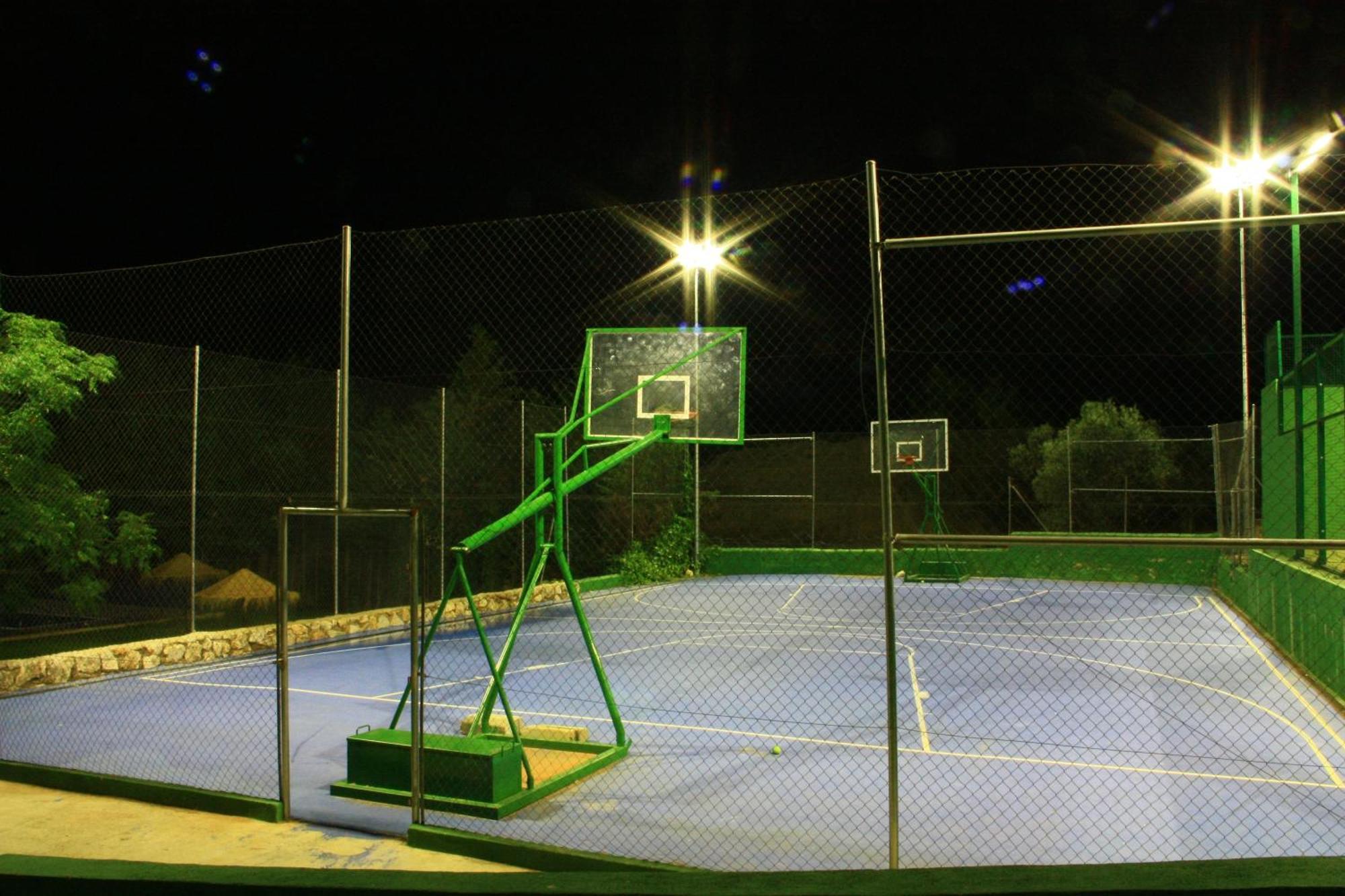 Camping Sierra De Las Nieves Yunquera Exteriér fotografie
