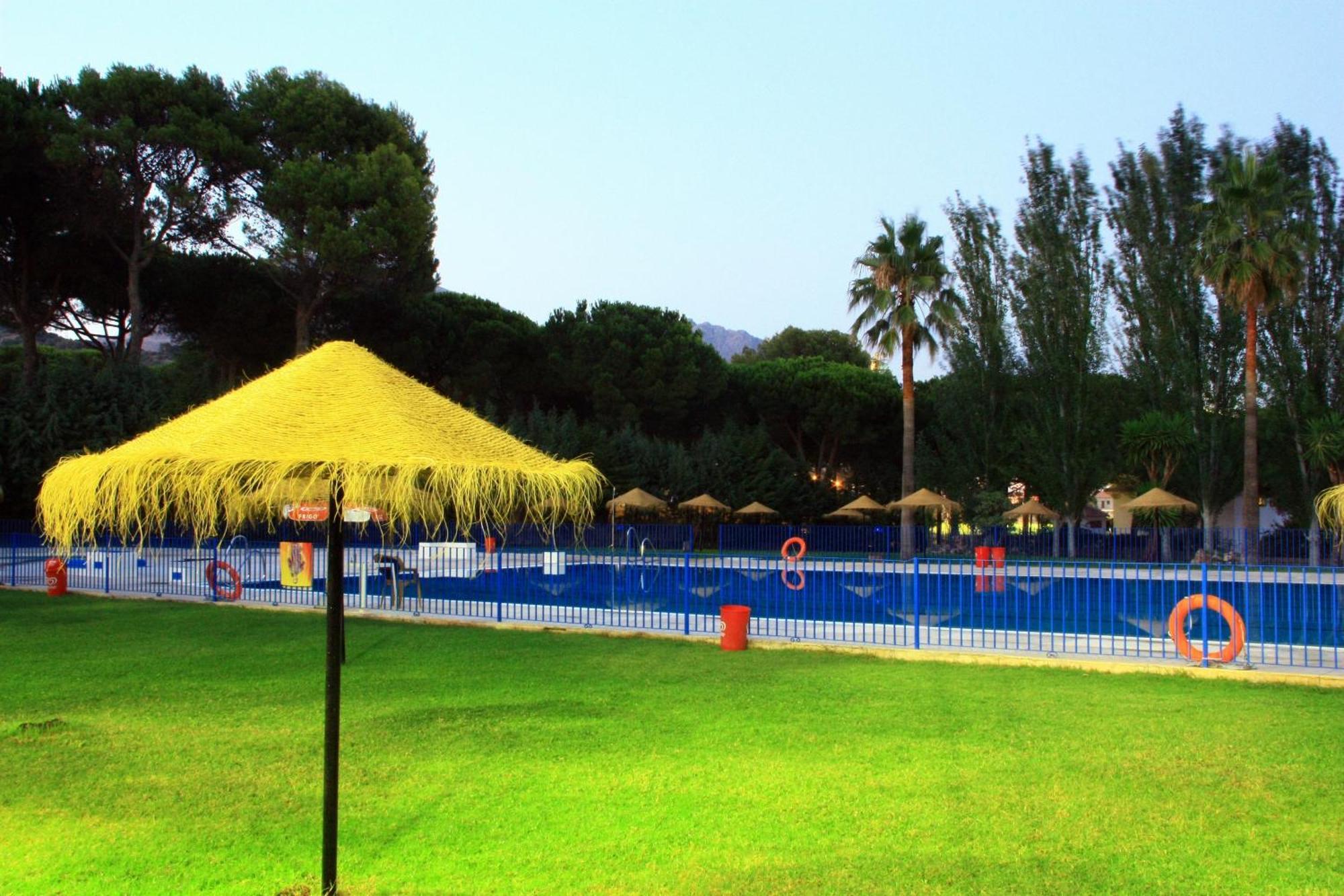 Camping Sierra De Las Nieves Yunquera Exteriér fotografie