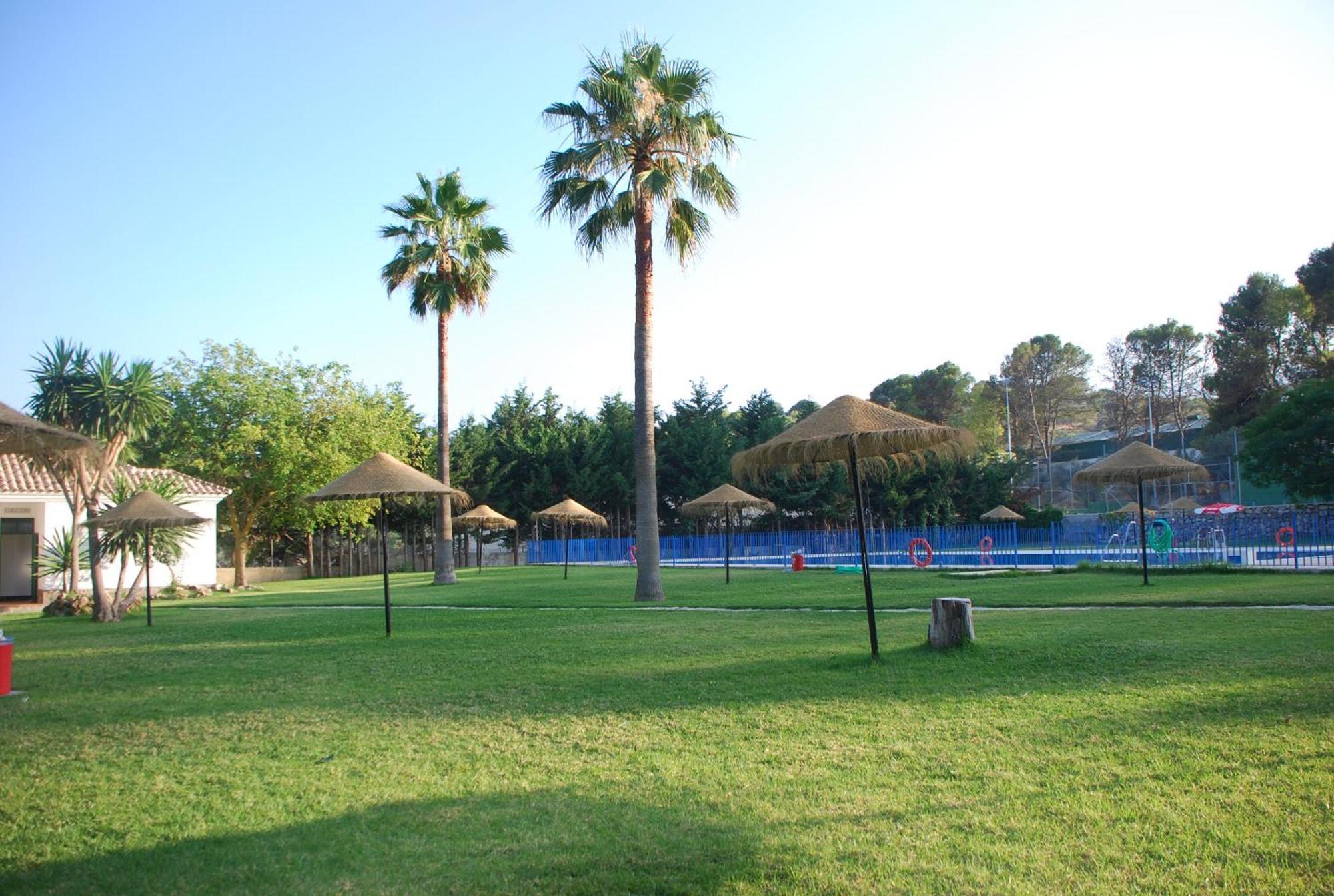 Camping Sierra De Las Nieves Yunquera Exteriér fotografie